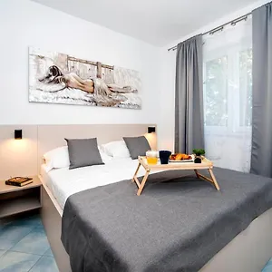  Apartman F&r Ii